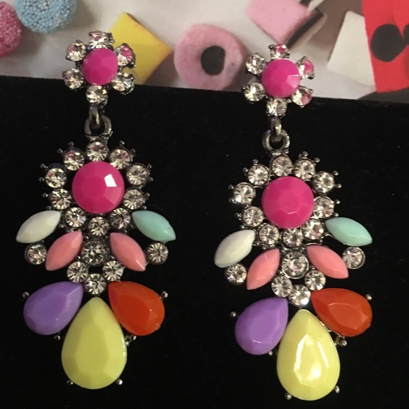 “CONFETTI” COLORFUL STATEMENT STUD EARRINGS-DROP - Picture 5 of 5
